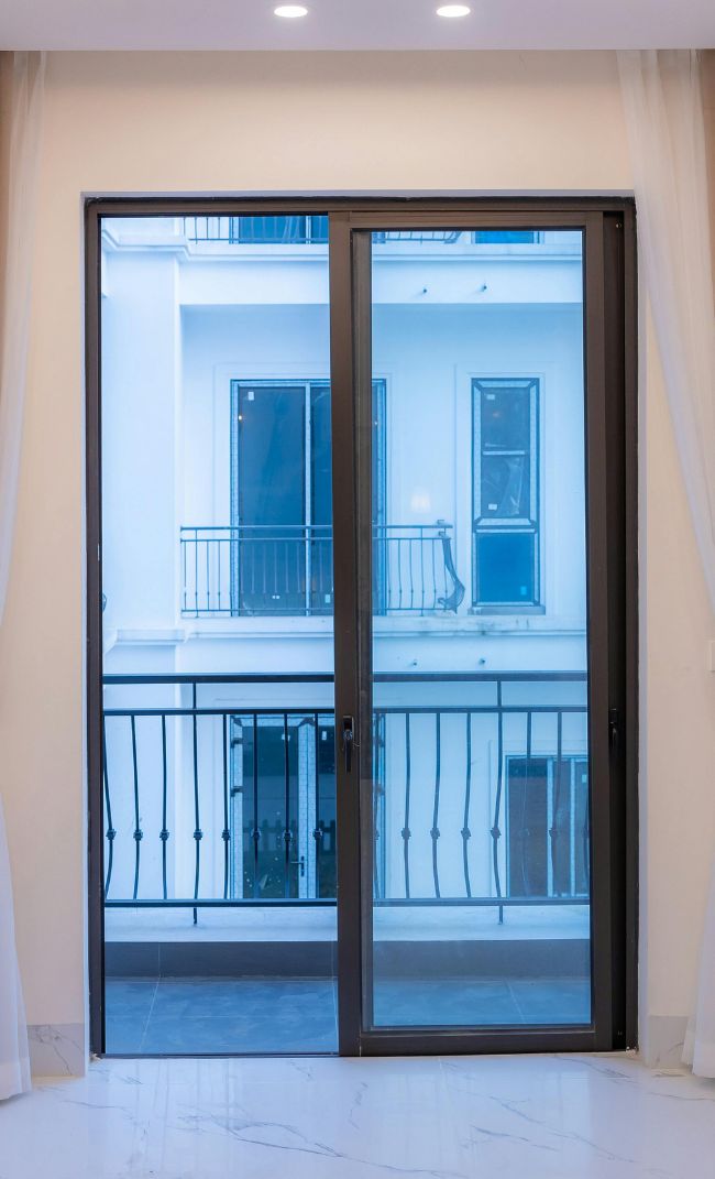 porta de vidro em Petrópolis